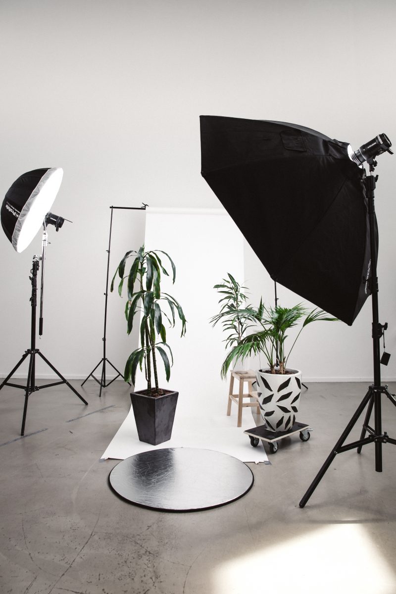 Welcome to My Studio: How to Build Your Own DIY Photo Studio - Print Peppermint